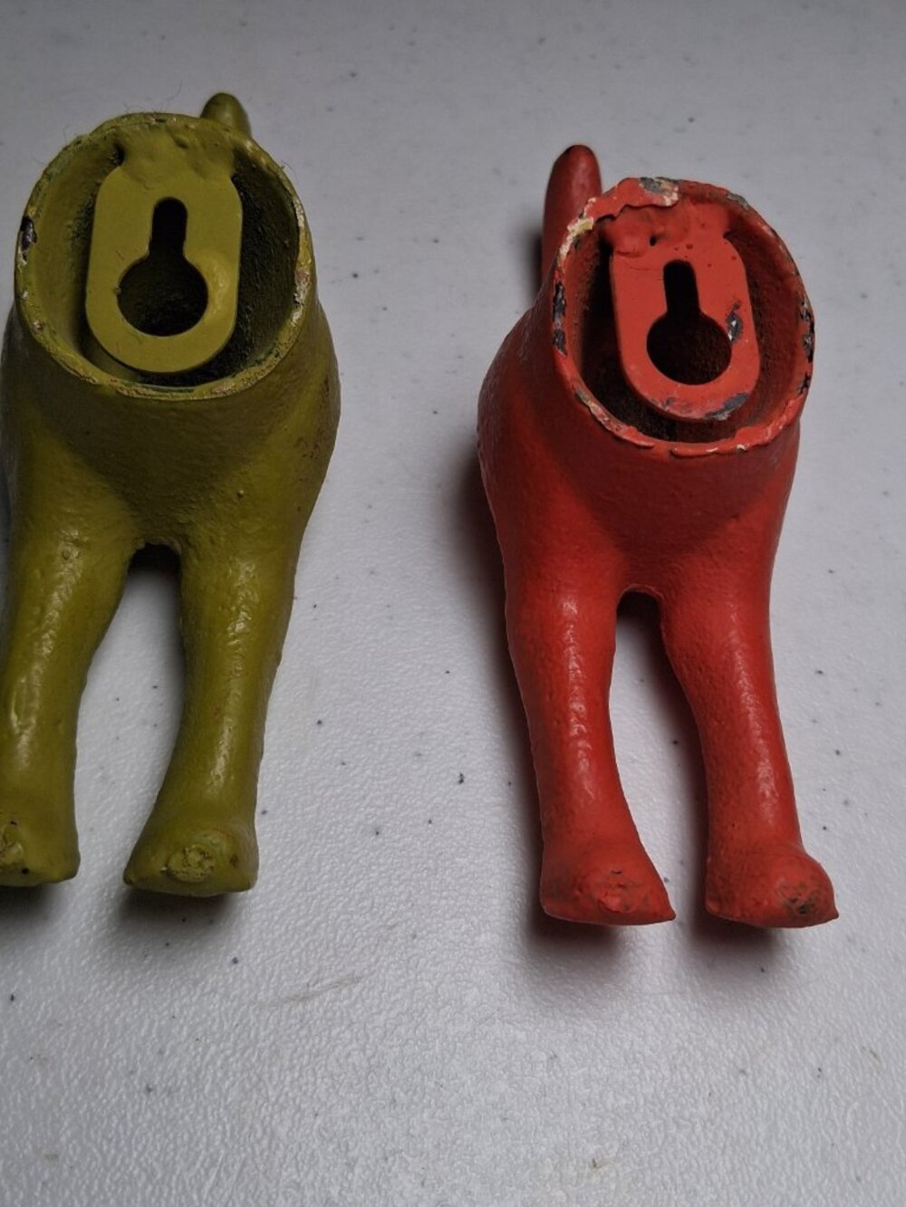 Cast Iron Dog Tail Hooks Pair Wall Mounted Hanging Orange Lime Green Dogs 5" - Picture 8 of 15